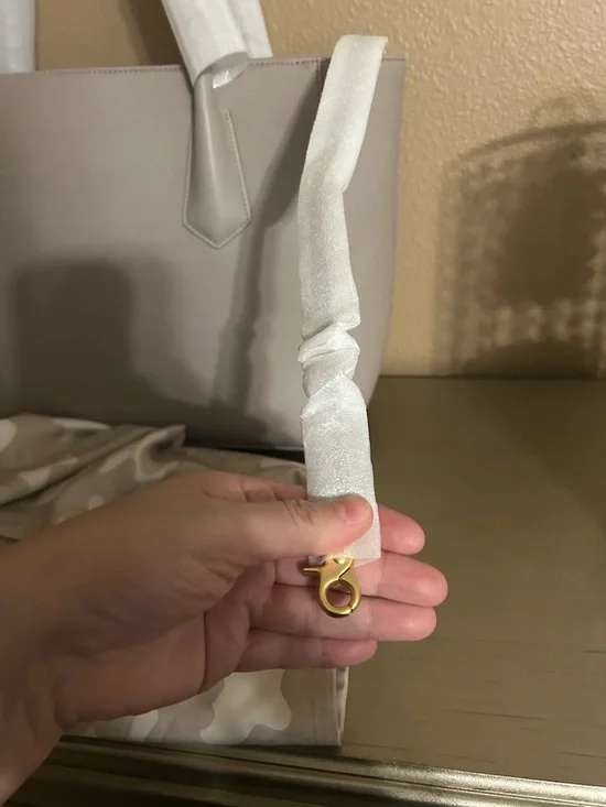 Dagne Dover Legend Tote in Bleecker Blush NWOT - Picture 4 of 5